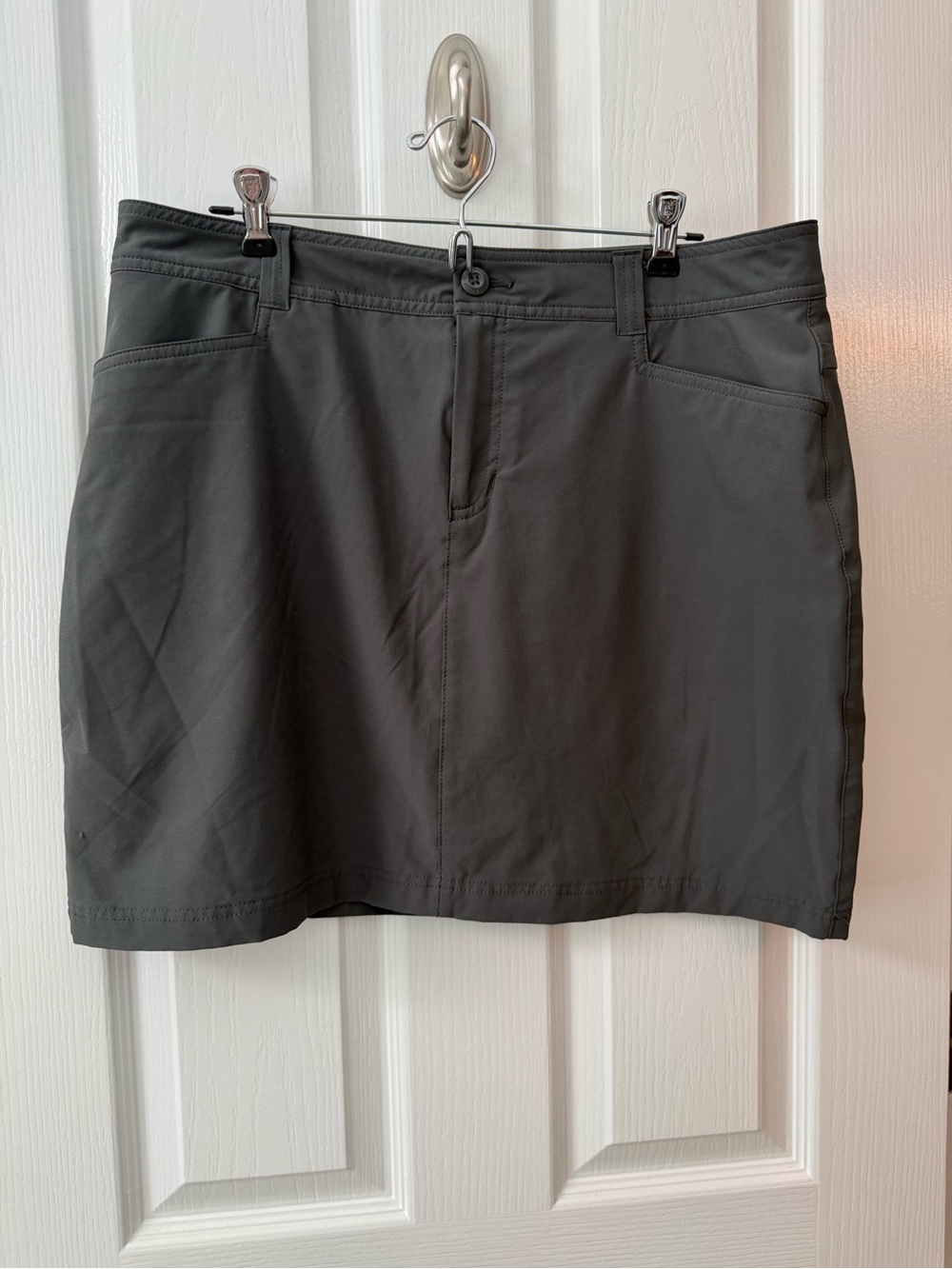 Eddie Bauer Charcoal Gray Women's Skort